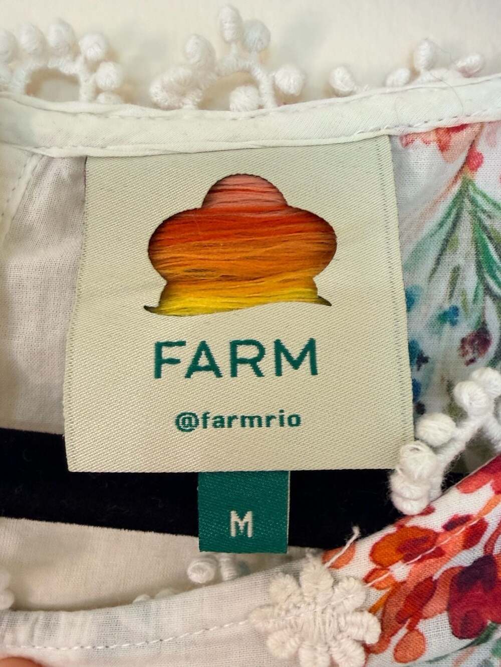 FARM Rio Floral Embroidered White Peasant Blouse - Picture 2 of 7